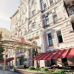 Opera ***** Kiev
