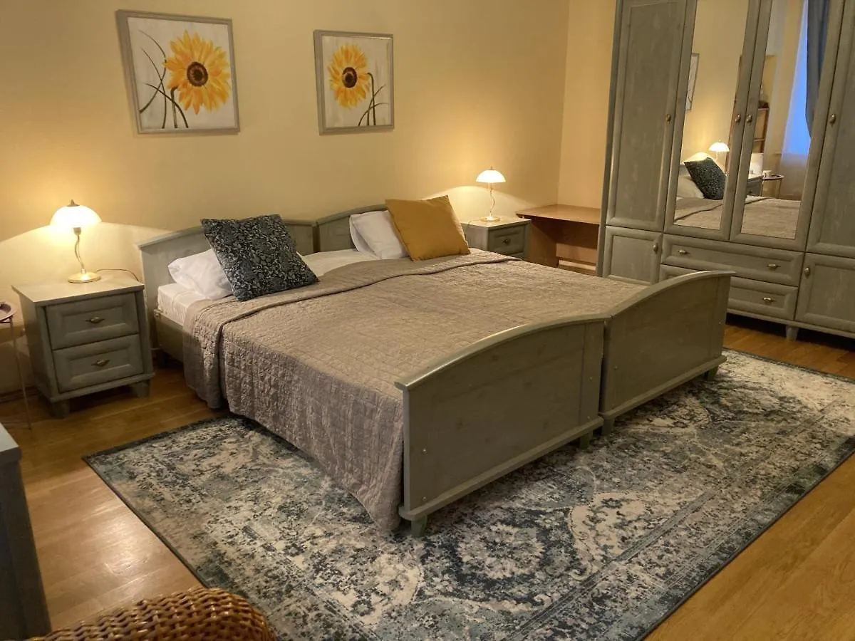 Sunflower B&B 3*, Kyiv Ukraine