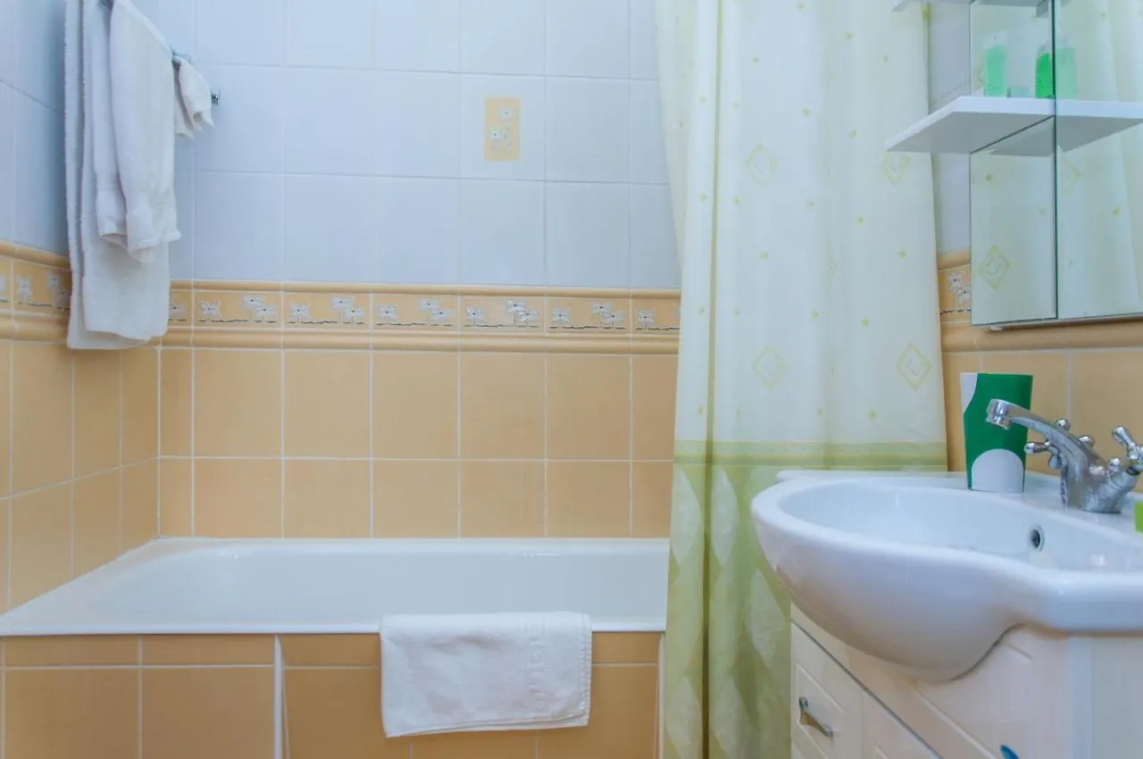 Oda ve Kahvaltı Sunflower B&B Kiev
